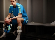 开云体育视频直播-当巴尔干雄狮撕碎加勒比童话，范戴克那一击，击碎的不只是球网