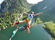 开云体育登录-2026世界杯历史重演，当摩洛哥的狂想曲撞上哥斯达黎加的铁壁，范戴克成为全场唯一的破译者